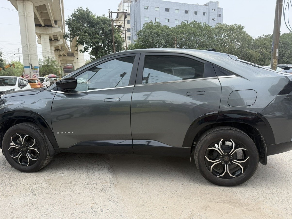 View 2025 Tata Curvv Creative Plus S 1.2 Revotron Petrol 6MT Image 8 Used 2025 Tata Curvv Creative Plus S 1.2 Revotron Petrol 6MT Image 8