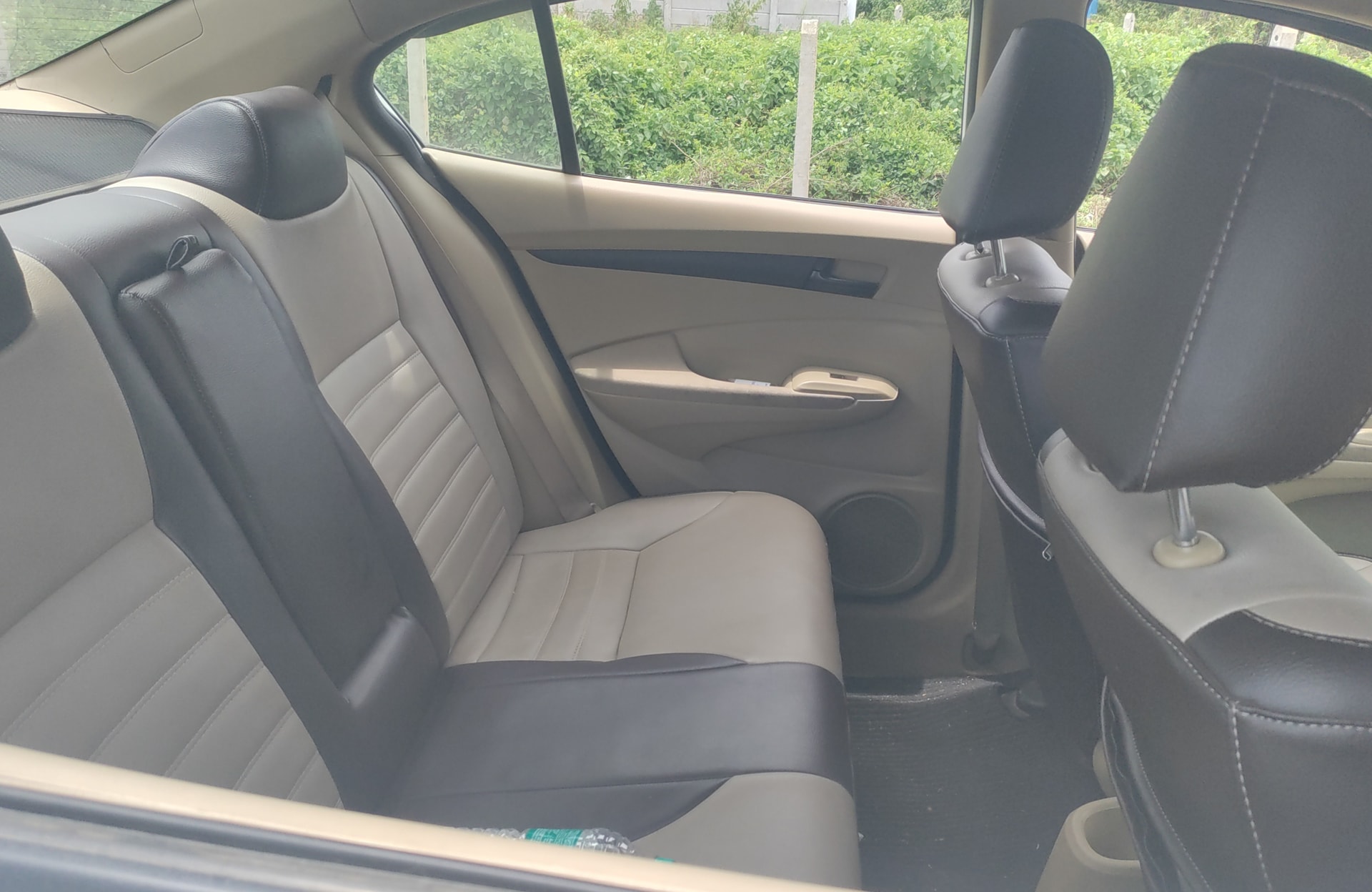 View 2012 Honda City 1.5 E MT Image 7 Used 2012 Honda City 1.5 E MT Image 7