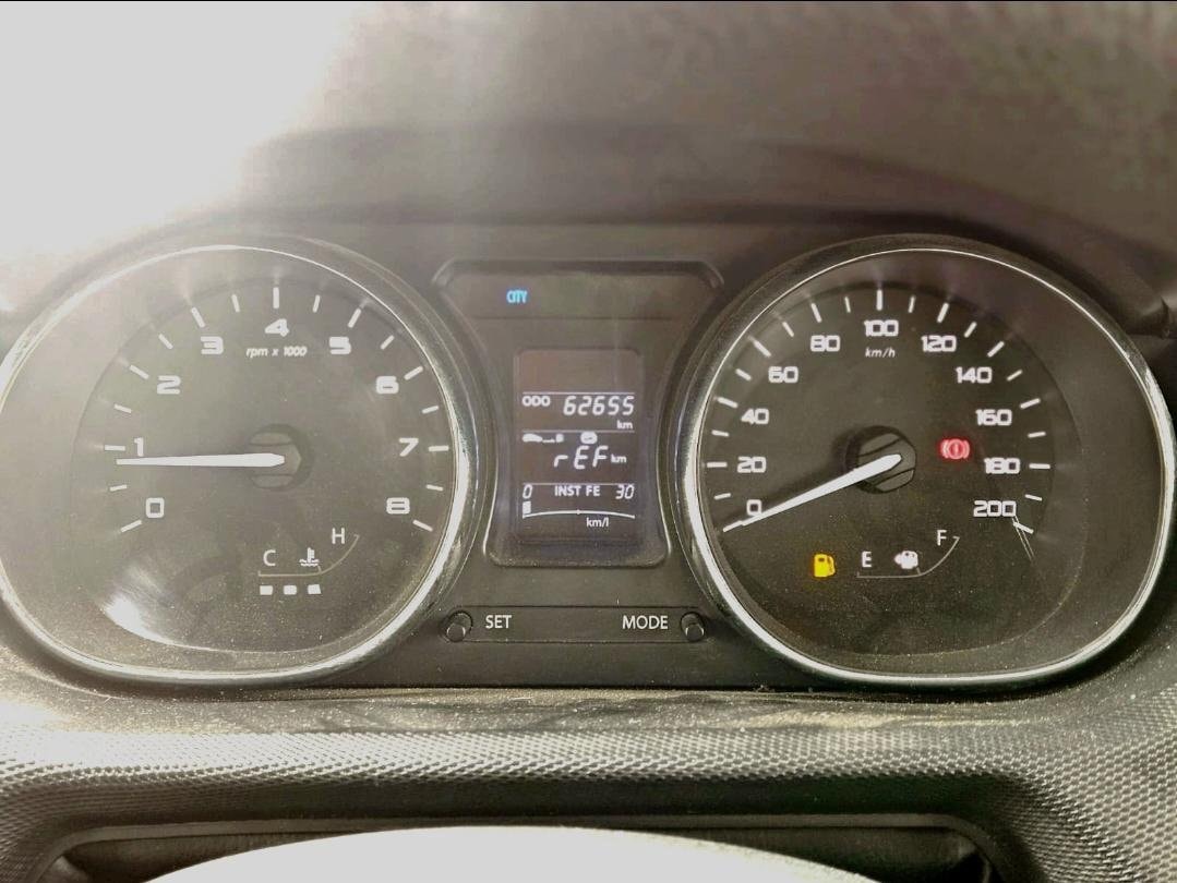 View 2018 Tata Tigor XZ (O) Petrol Image 9 Used 2018 Tata Tigor XZ (O) Petrol Image 9