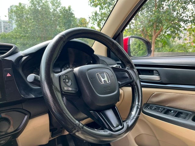 View Honda Amaze Image 11 Used Honda Amaze Image 11