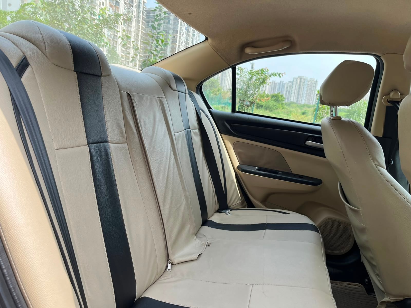 View 2018 Honda Amaze S MT Petrol BS IV Image 14 Used 2018 Honda Amaze S MT Petrol BS IV Image 14