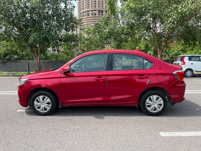 View Honda Amaze Image 6 Used Honda Amaze Image 6