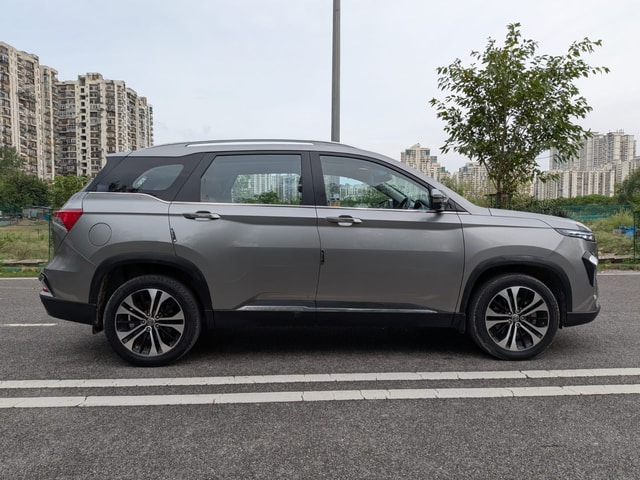 View MG Hector Plus Image 15 Used MG Hector Plus Image 15