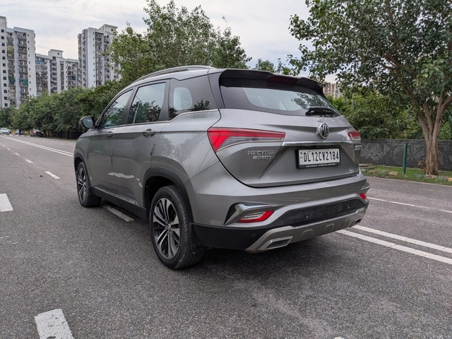 View MG Hector Plus Image 10 Used MG Hector Plus Image 10