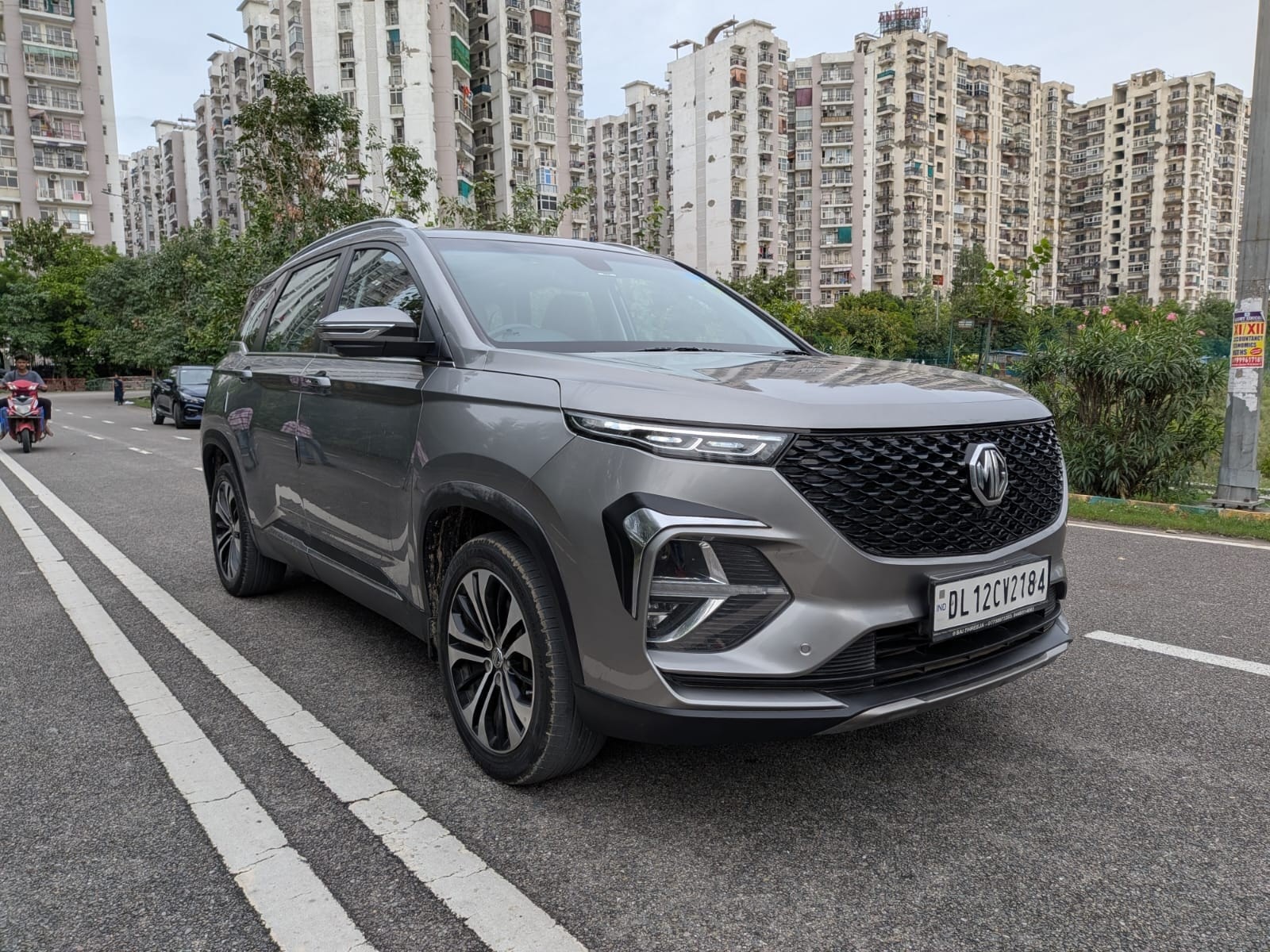 View 2022 MG Hector Plus Sharp CVT Petrol Image 12 Used 2022 MG Hector Plus Sharp CVT Petrol Image 12