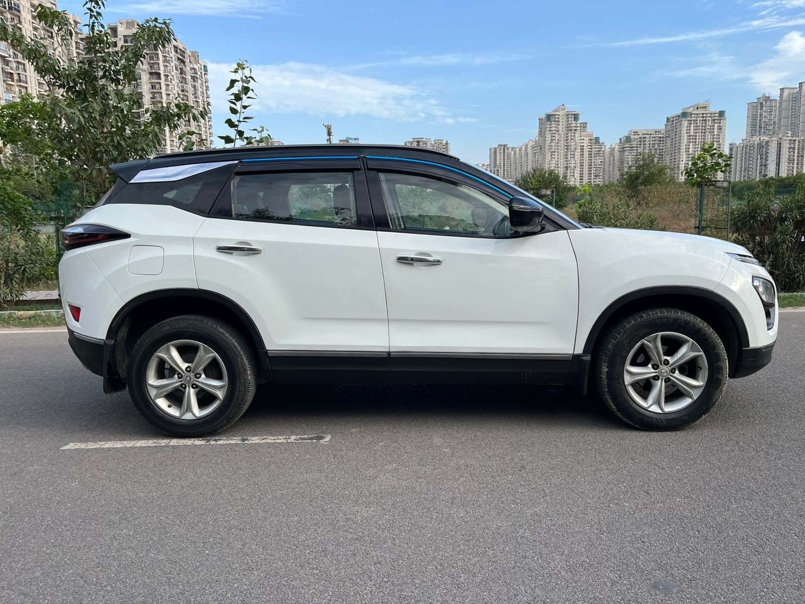 View 2019 Tata Harrier XZ Image 8 Used 2019 Tata Harrier XZ Image 8