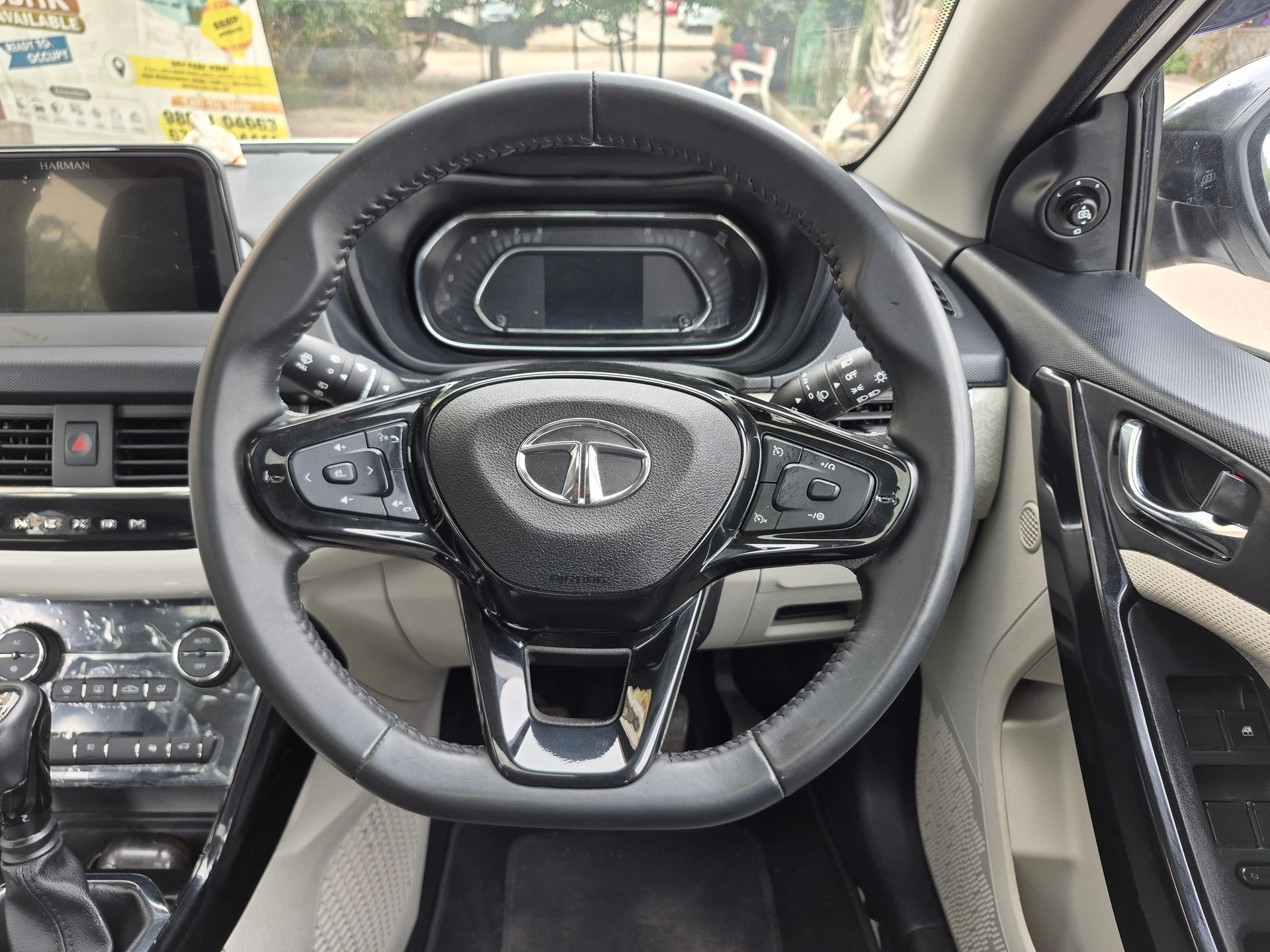 View 2023 Tata Nexon Revotron XZ Plus (S) Image 10 Used 2023 Tata Nexon Revotron XZ Plus (S) Image 10