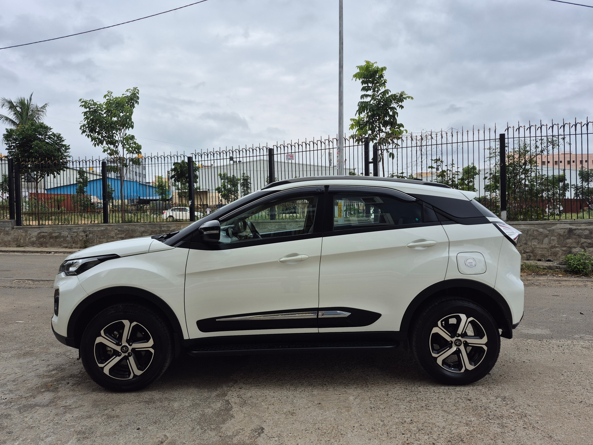 View 2023 Tata Nexon Revotron XZ Plus (S) Image 4 Used 2023 Tata Nexon Revotron XZ Plus (S) Image 4