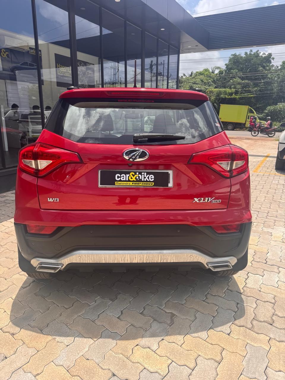 Used 2021 Mahindra XUV300 Used 2021 Mahindra XUV300
