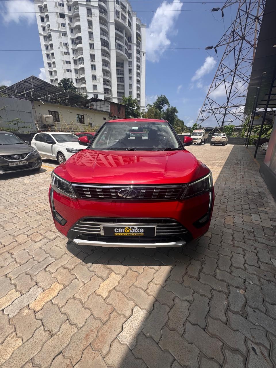 Used 2021 Mahindra XUV300 Used 2021 Mahindra XUV300