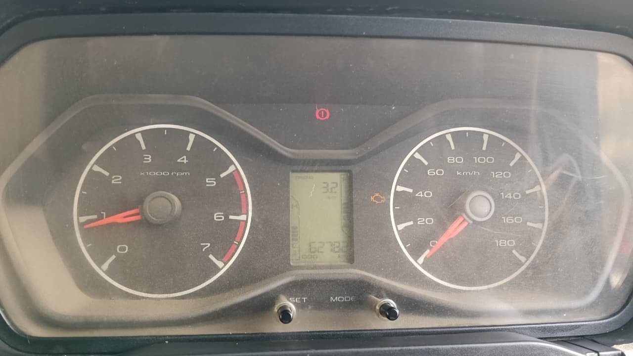 View 2016 Mahindra Scorpio S2 2WD Image 7 Used 2016 Mahindra Scorpio S2 2WD Image 7