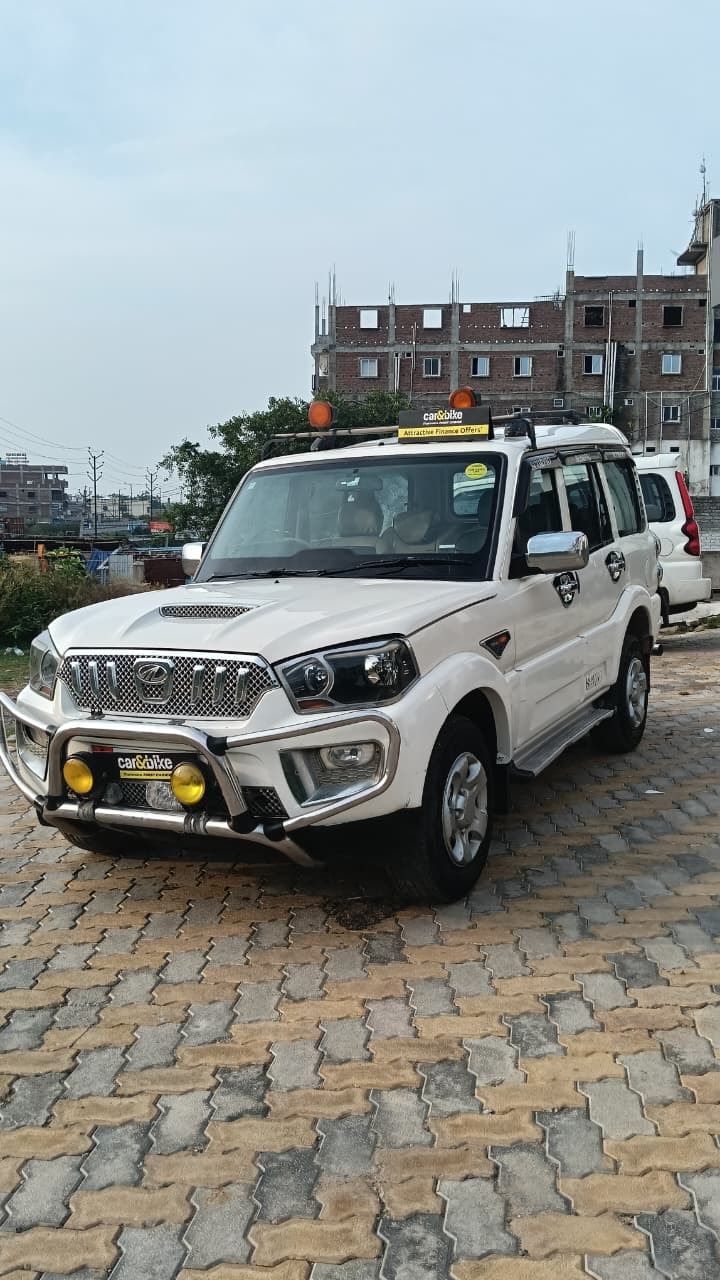 View 2016 Mahindra Scorpio S2 2WD Image 1 Used 2016 Mahindra Scorpio S2 2WD Image 1