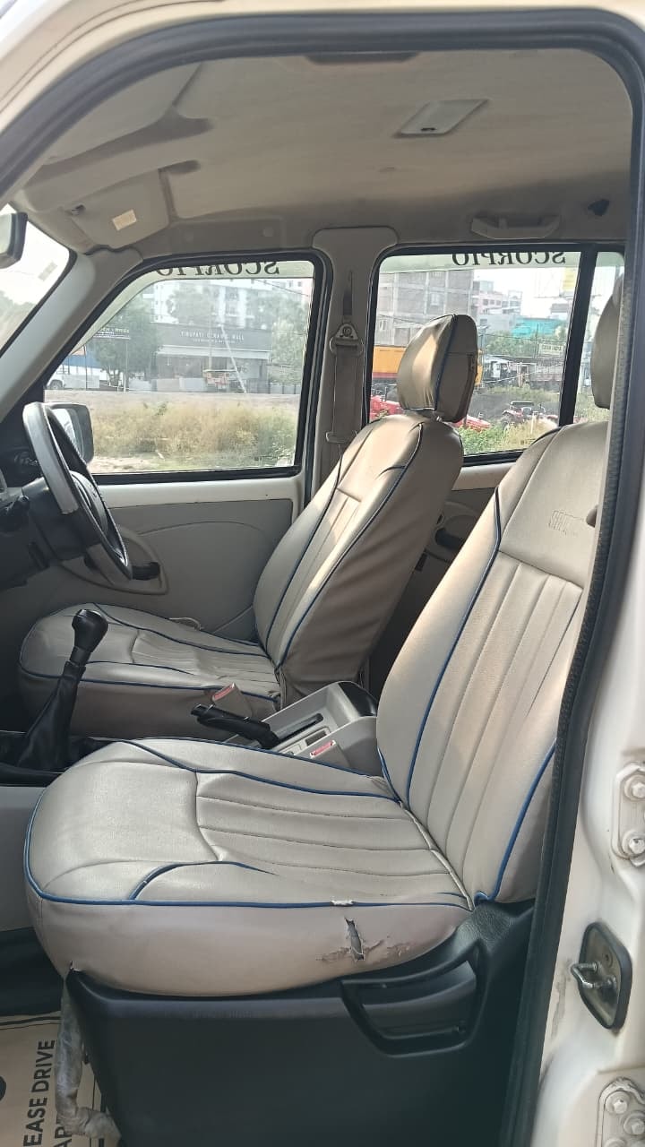 View 2016 Mahindra Scorpio S2 2WD Image 13 Used 2016 Mahindra Scorpio S2 2WD Image 13