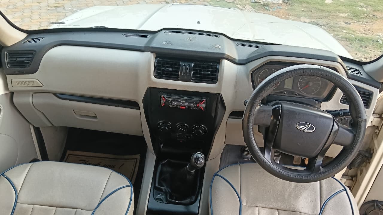 View 2016 Mahindra Scorpio S2 2WD Image 9 Used 2016 Mahindra Scorpio S2 2WD Image 9