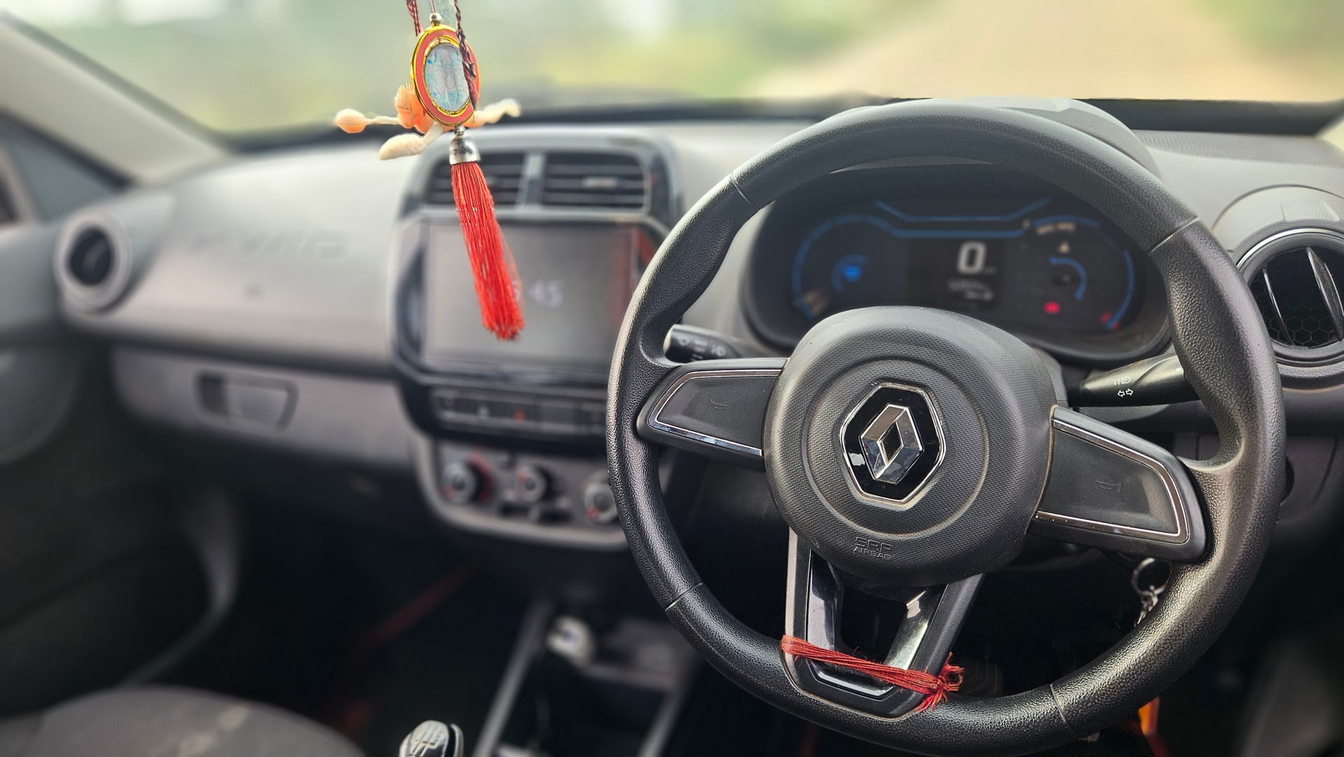 View 2022 Renault Kwid RXT Driver Airbag Option Image 6 Used 2022 Renault Kwid RXT Driver Airbag Option Image 6