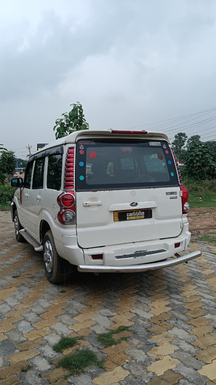 View 2013 Mahindra Scorpio S4 Plus 4WD 1.99 Litre Image 10 Used 2013 Mahindra Scorpio S4 Plus 4WD 1.99 Litre Image 10
