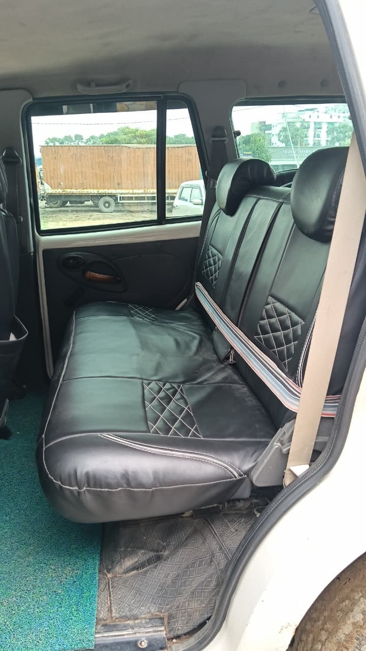 View 2013 Mahindra Scorpio S4 Plus 4WD 1.99 Litre Image 15 Used 2013 Mahindra Scorpio S4 Plus 4WD 1.99 Litre Image 15