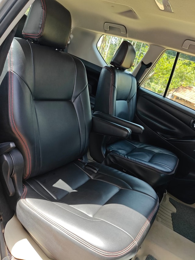 View Toyota Innova Crysta Image 5 Used Toyota Innova Crysta Image 5