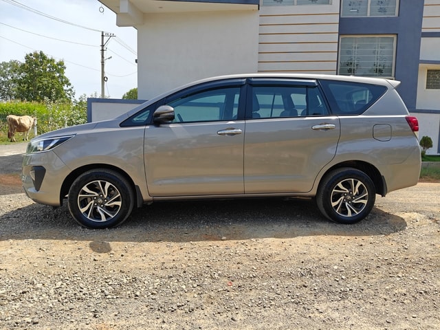 View Toyota Innova Crysta Image 6 Used Toyota Innova Crysta Image 6