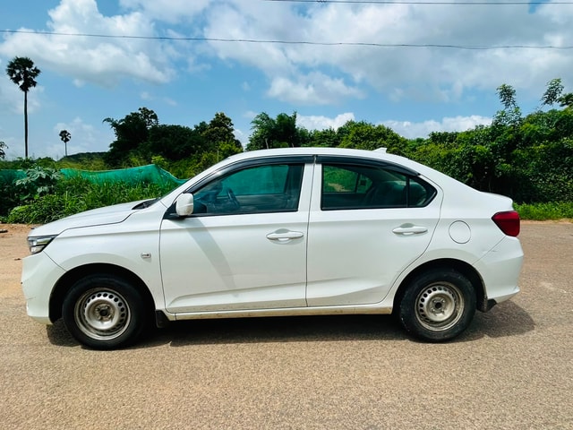 View Honda Amaze Image 5 Used Honda Amaze Image 5
