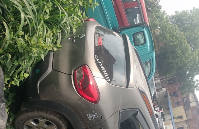 View Renault Kwid Image 3 Used Renault Kwid Image 3