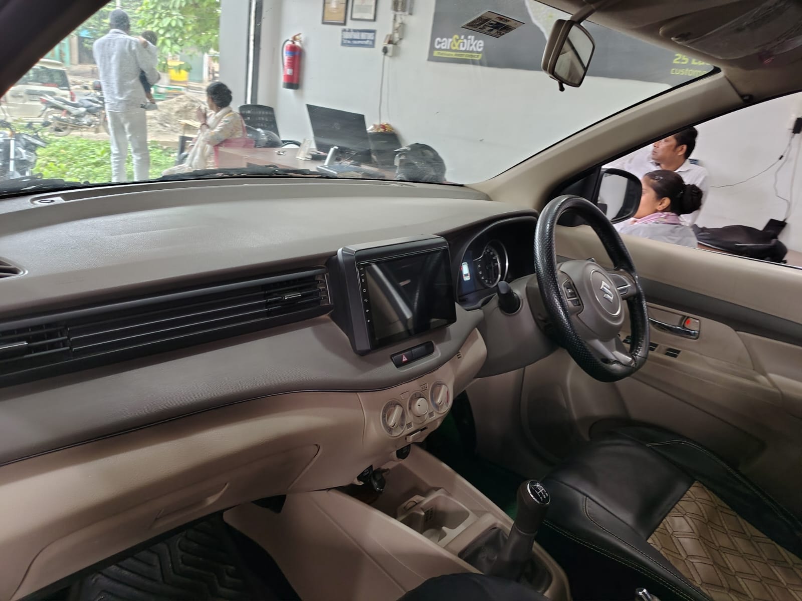 Used 2024 Maruti Suzuki Ertiga Used 2024 Maruti Suzuki Ertiga