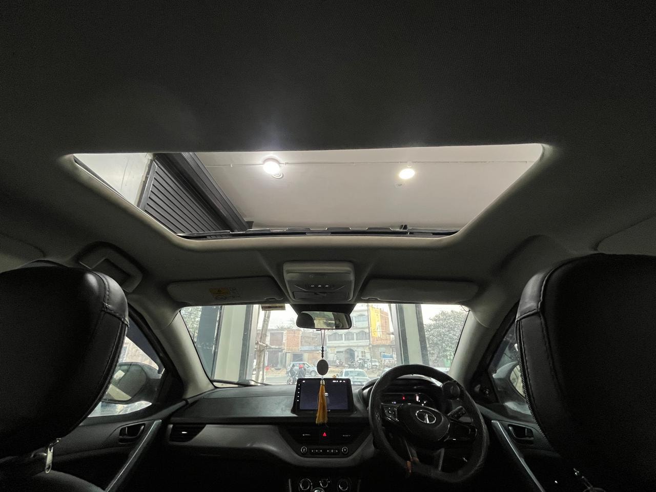 View 2021 Tata Nexon Revotorq XM (S) Image 15 Used 2021 Tata Nexon Revotorq XM (S) Image 15