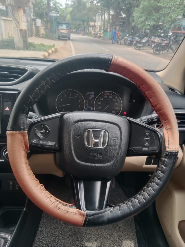View Honda Amaze Image 10 Used Honda Amaze Image 10