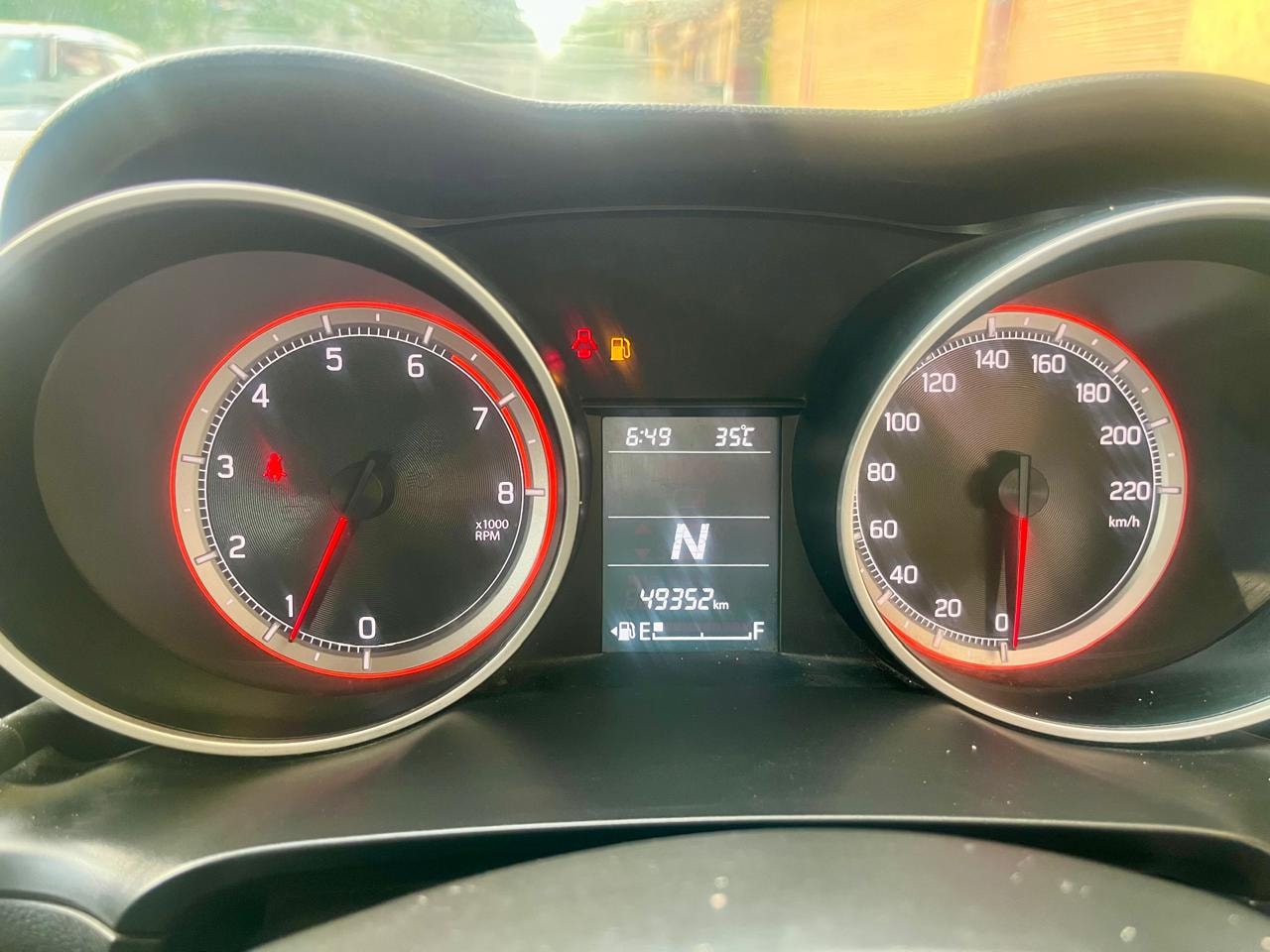 View 2019 Maruti Suzuki Swift VXI AGS BS IV Image 7 Used 2019 Maruti Suzuki Swift VXI AGS BS IV Image 7