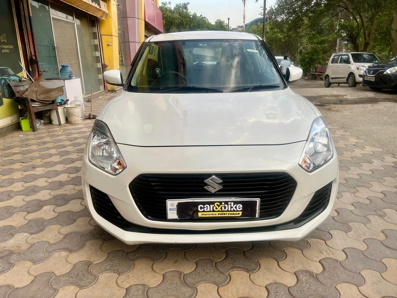 View 2019 Maruti Suzuki Swift VXI AGS BS IV Image 2 Used 2019 Maruti Suzuki Swift VXI AGS BS IV Image 2