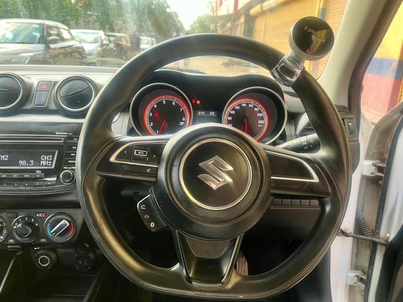 View 2019 Maruti Suzuki Swift VXI AGS BS IV Image 11 Used 2019 Maruti Suzuki Swift VXI AGS BS IV Image 11