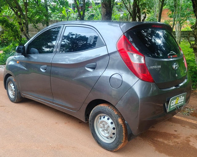 View Hyundai EON Image 10 Used Hyundai EON Image 10
