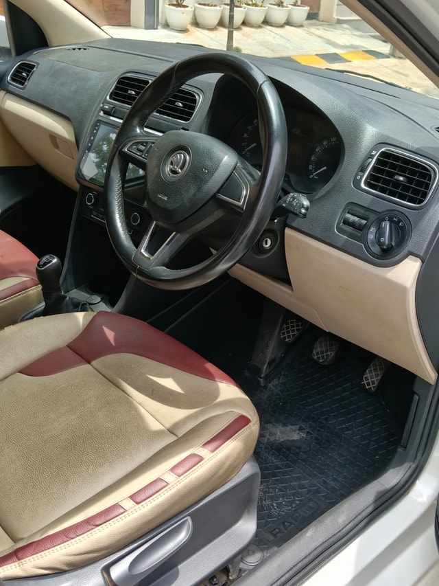 View Skoda Rapid Image 9 Used Skoda Rapid Image 9