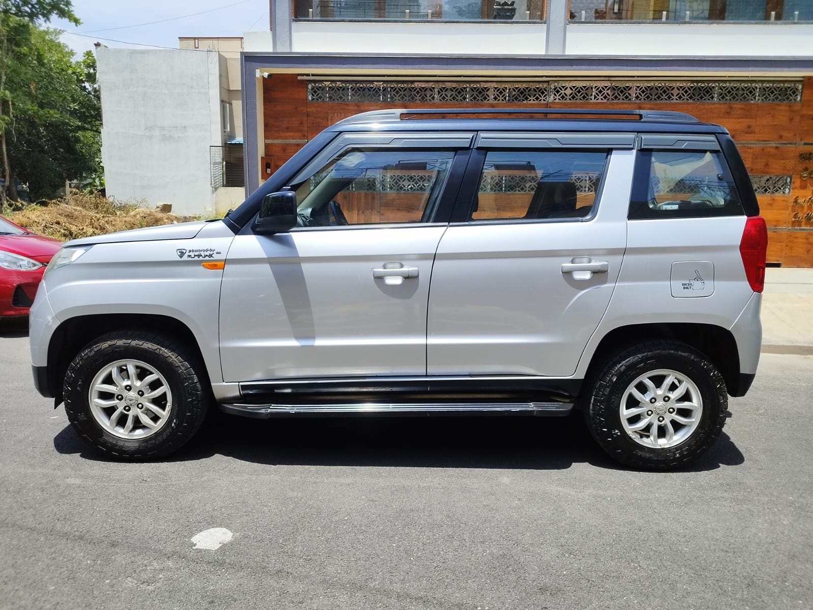 Used 2017 Mahindra TUV300 Used 2017 Mahindra TUV300