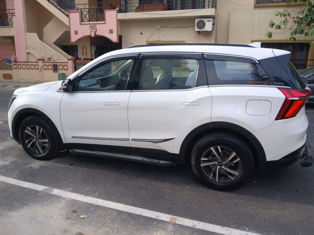 View Mahindra XUV700 Image 6 Used Mahindra XUV700 Image 6
