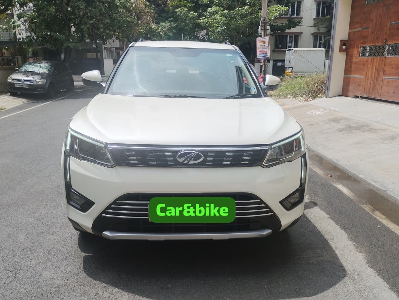 View 2020 Mahindra XUV300 W8 Petrol Image 2 Used 2020 Mahindra XUV300 W8 Petrol Image 2