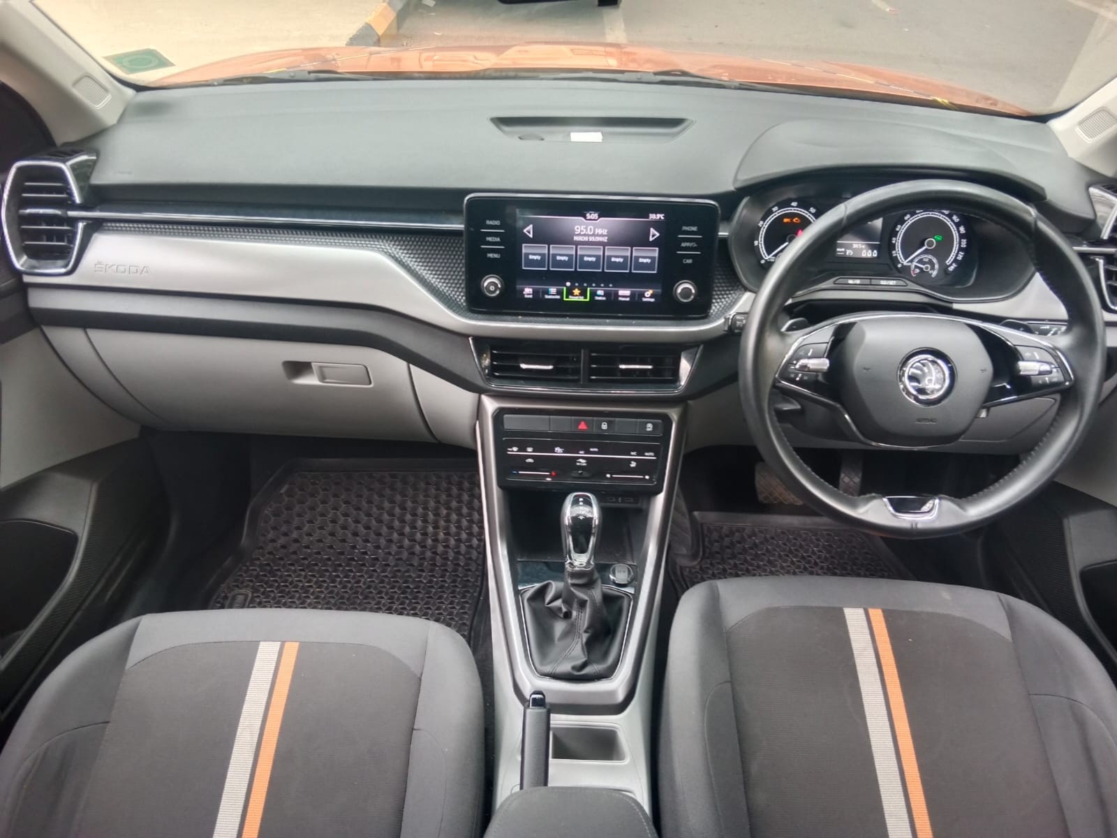View 2023 Skoda Kushaq Ambition 1.0 TSI AT Image 8 Used 2023 Skoda Kushaq Ambition 1.0 TSI AT Image 8