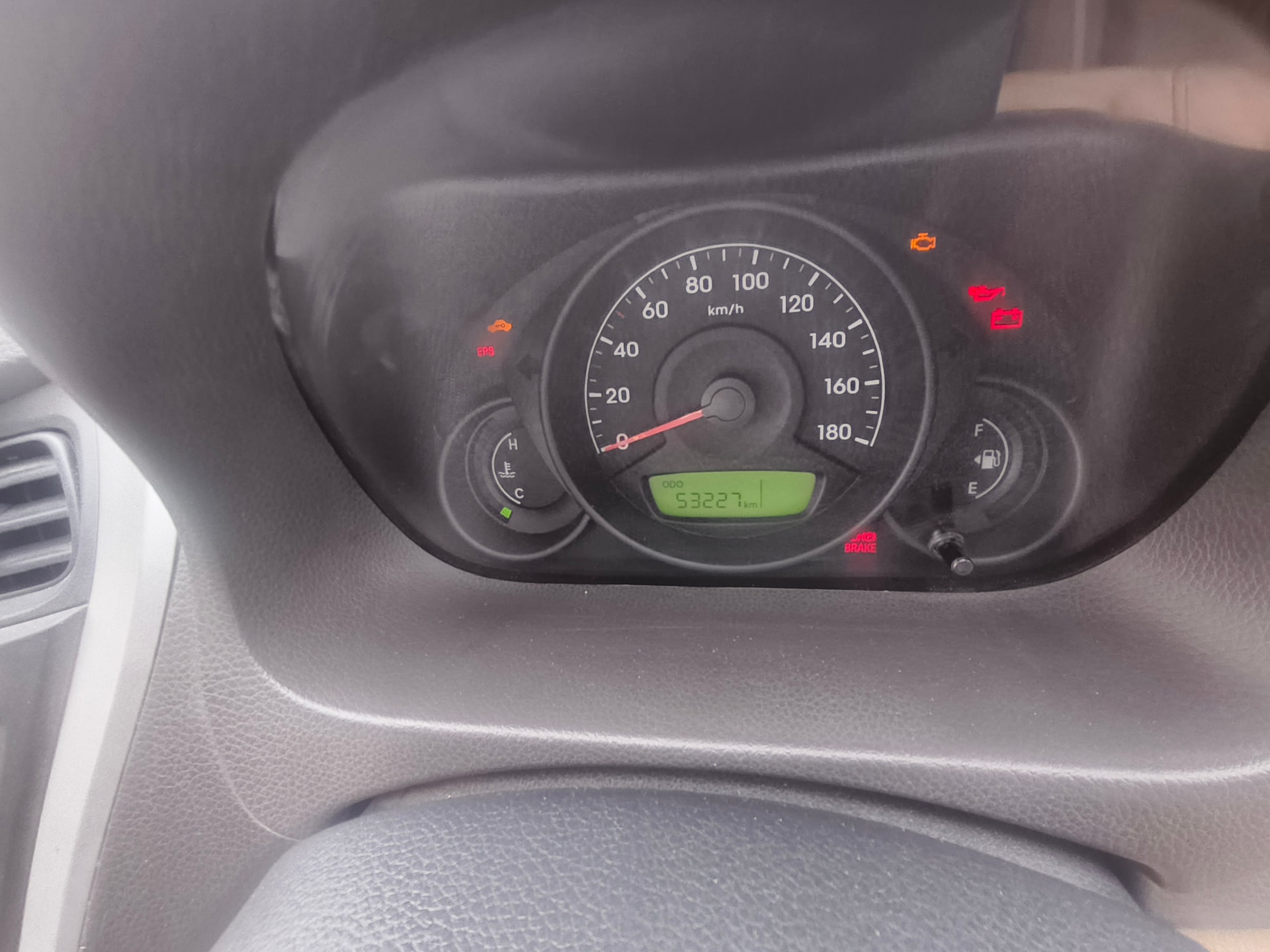 View 2012 Hyundai EON Era Plus Image 7 Used 2012 Hyundai EON Era Plus Image 7