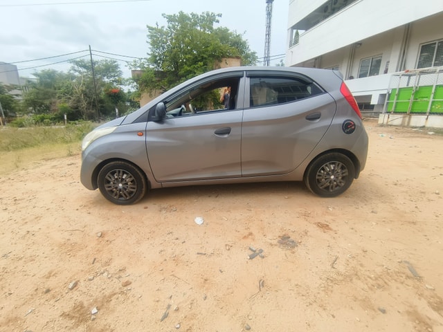 View Hyundai EON Image 16 Used Hyundai EON Image 16