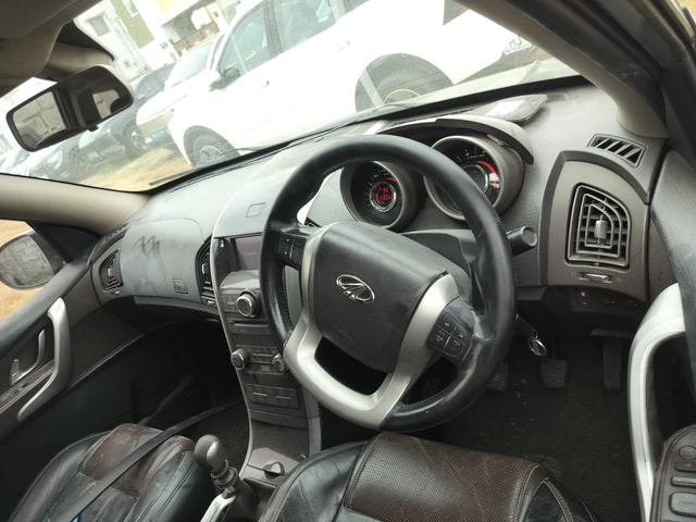 View Mahindra XUV500 Image 7 Used Mahindra XUV500 Image 7