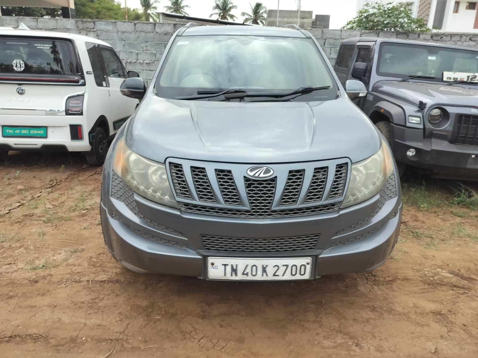 View 2014 Mahindra XUV500 W8 AWD Image 1 Used 2014 Mahindra XUV500 W8 AWD Image 1