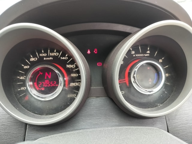 View Mahindra XUV500 Image 6 Used Mahindra XUV500 Image 6