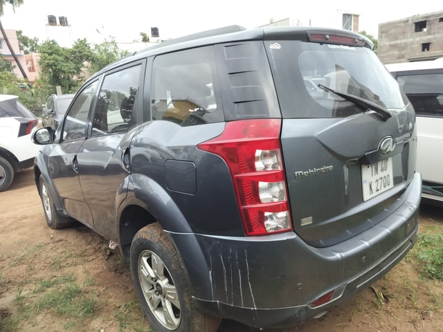 View Mahindra XUV500 Image 8 Used Mahindra XUV500 Image 8