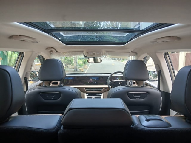 View Mahindra XUV 7XO Image 13 Used Mahindra XUV 7XO Image 13