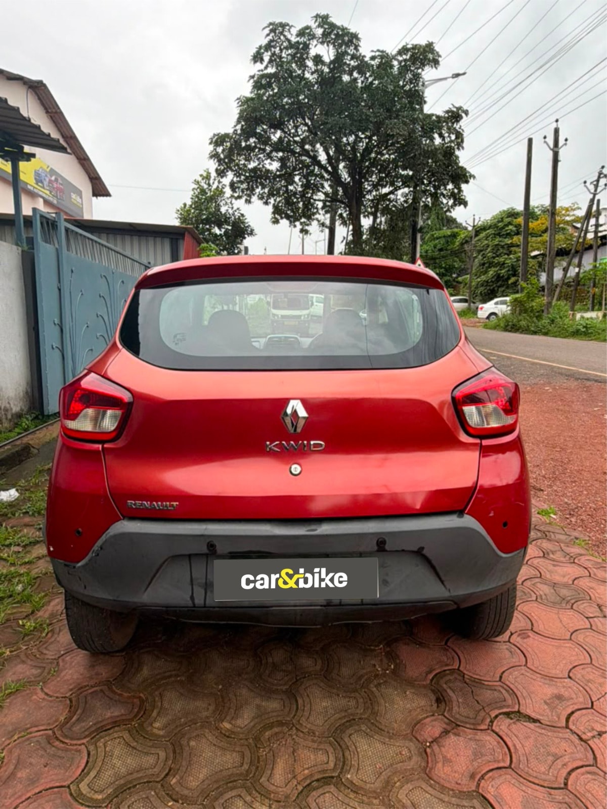 View 2016 Renault Kwid RXT 1.0 (O) BS IV Image 4 Used 2016 Renault Kwid RXT 1.0 (O) BS IV Image 4