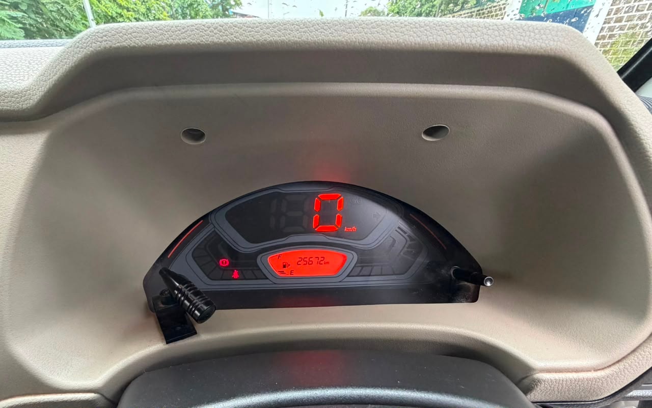 Used 2023 Maruti Suzuki Eeco Used 2023 Maruti Suzuki Eeco