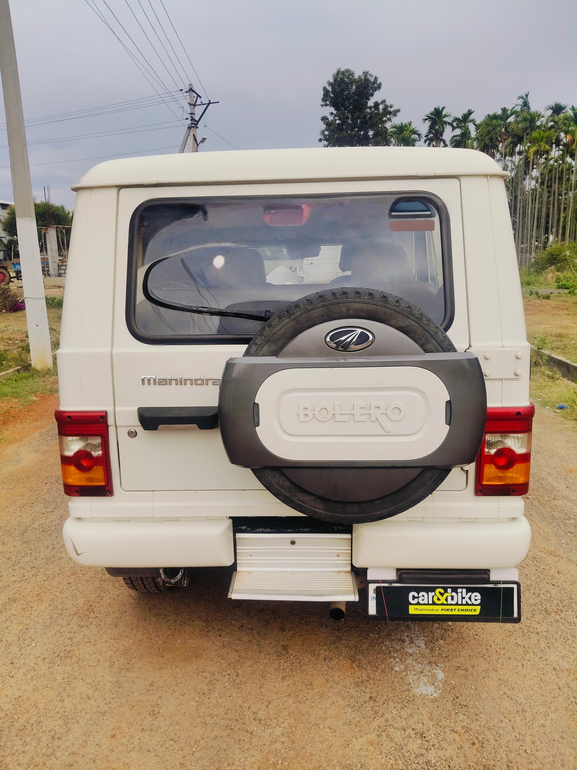 View 2014 Mahindra Bolero ZLX BS3 Image 4 Used 2014 Mahindra Bolero ZLX BS3 Image 4