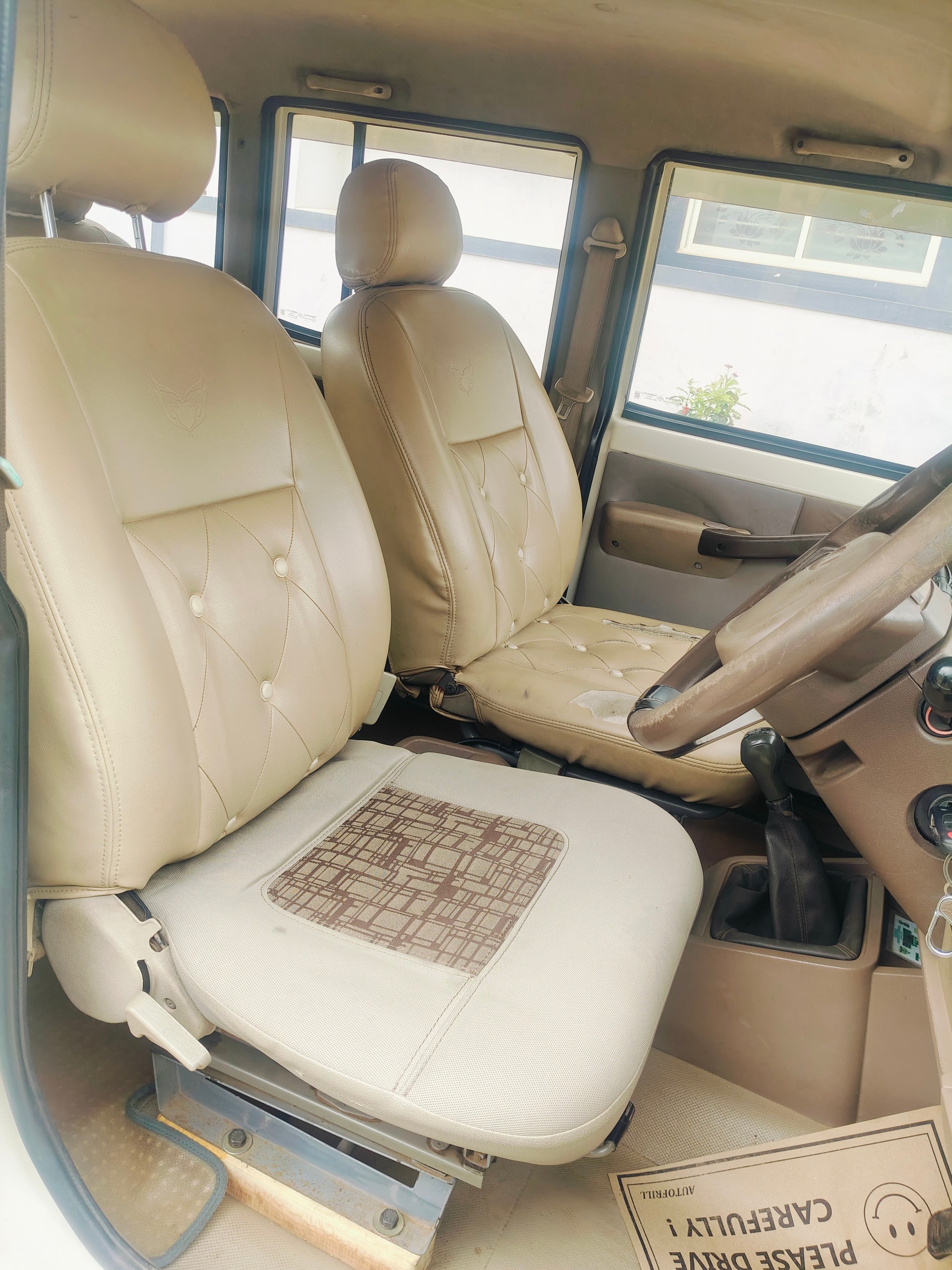 View 2014 Mahindra Bolero ZLX BS3 Image 3 Used 2014 Mahindra Bolero ZLX BS3 Image 3