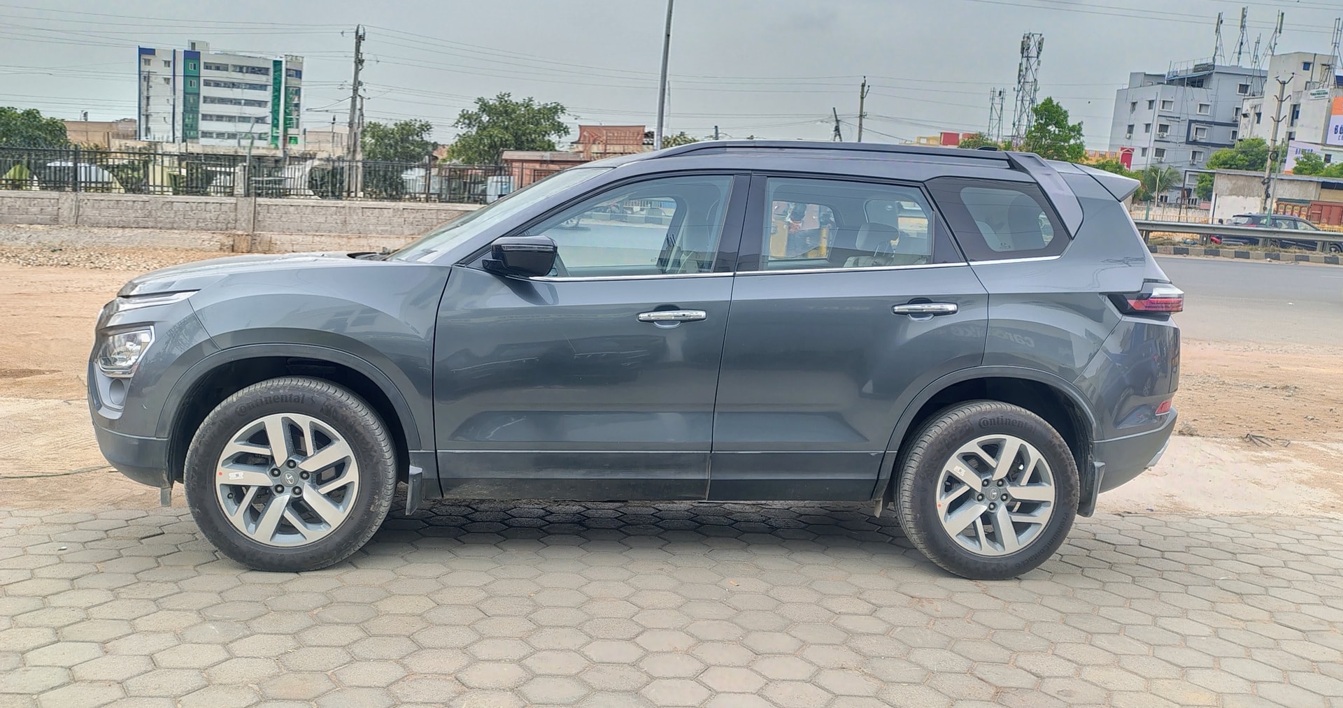 Used 2021 Tata Safari Used 2021 Tata Safari
