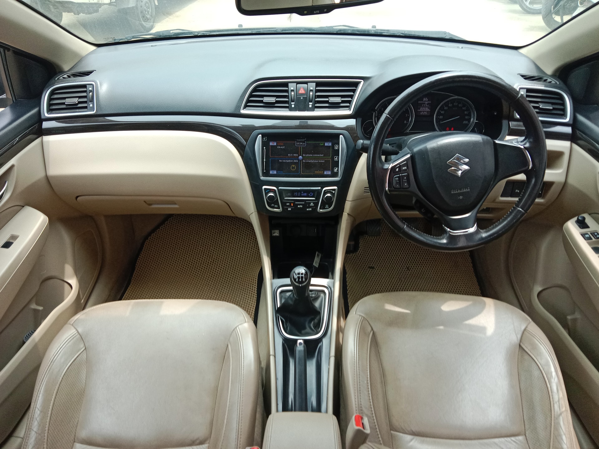 Used 2016 Maruti Suzuki Ciaz Used 2016 Maruti Suzuki Ciaz